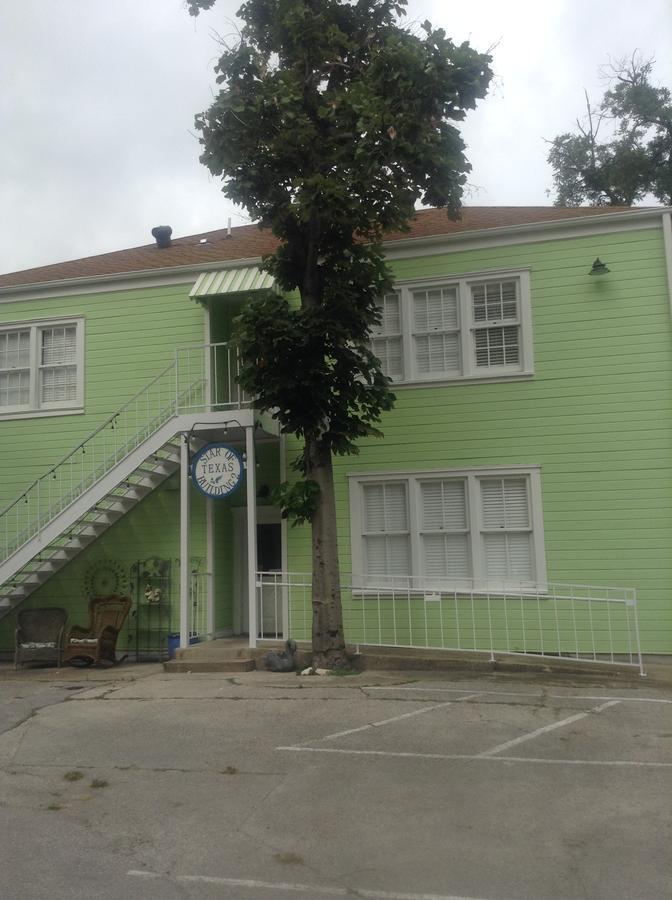 Star Of Texas Inn Building Two Austin Eksteriør billede